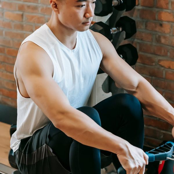 Man in a state of deep focus and concentration during a workout.